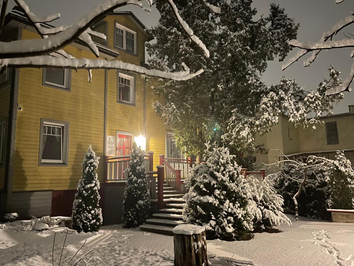Guest House Mr Fox Друскининкай Экстерьер фото